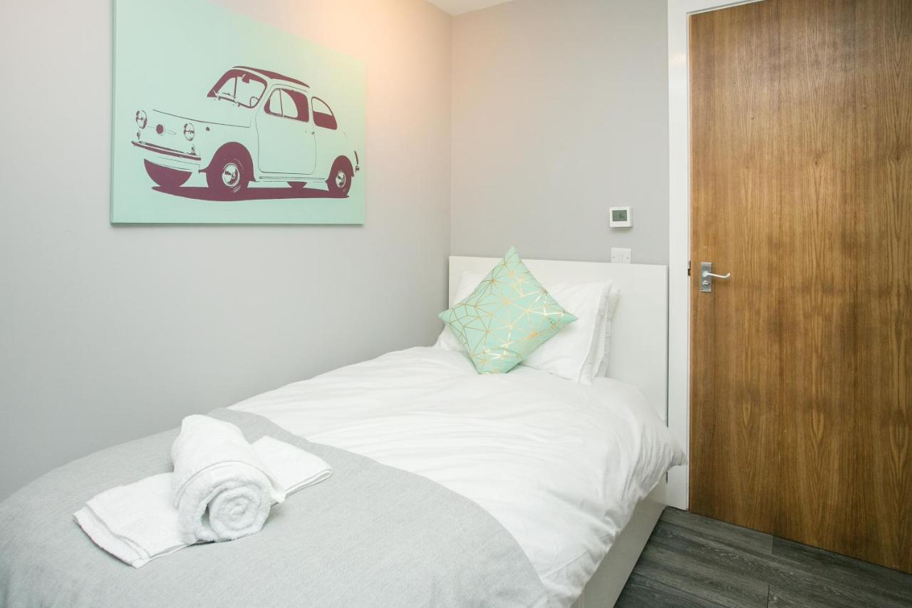 Malone Place Apartment เบลฟาสต์ ภายนอก รูปภาพ
